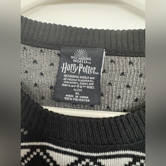 Wizarding World Harry Potter Slytherin Black Sweater Women's Size XL - Picture 2 of 6